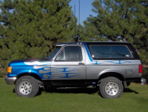 1987 Ford Bronco - another angle
