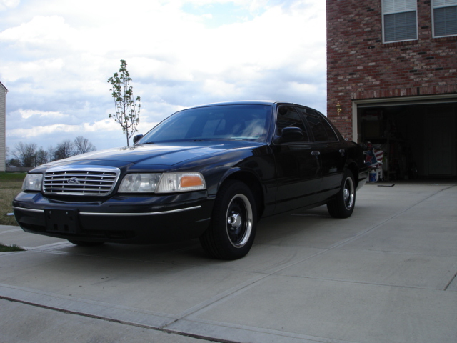 2001 Ford Crown Victoria