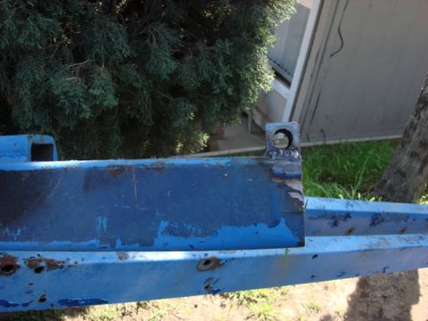 1983 Ford Bronco - this is what i came up with i welded in a round stock in the square tubing to give a better weld angle.