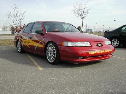1993 Ford Taurus photo