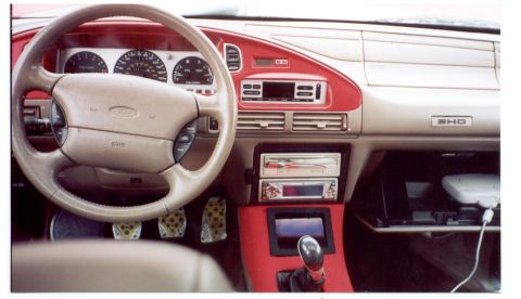 1993 Ford Taurus photo