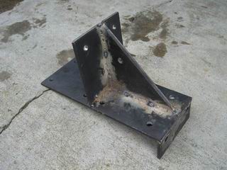 1980 Ford F-250 - plug ugly welding but it holds well