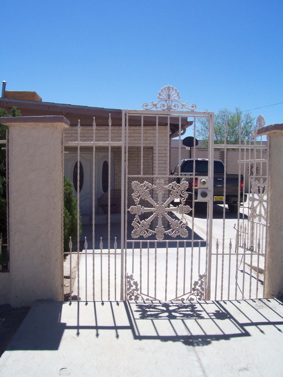 cool fence & gate