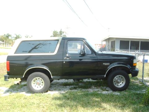 1994 Ford Bronco photo