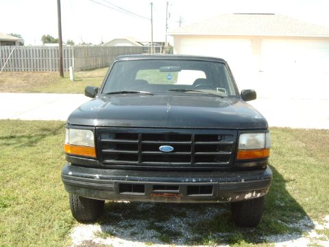 1994 Ford Bronco photo