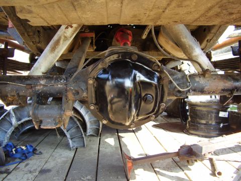 1981 Jeep CJ7 - Diff cover instaled