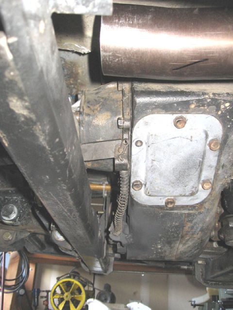 1994 Ford Bronco - welded a tab onto the side of the 205 to hold the VIII line.