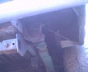 1977 Ford F-150 - A shackle flip will be done. along with some 4" JBG superflex leaf springs. u can tell from the pic they are junk, 14" Fox shocks..