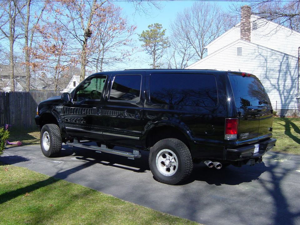 2004 Ford Excursion “scout”
