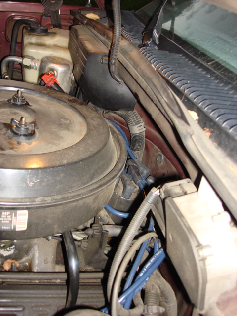 1983 Ford Bronco - here is the cap side with the new wires in place.