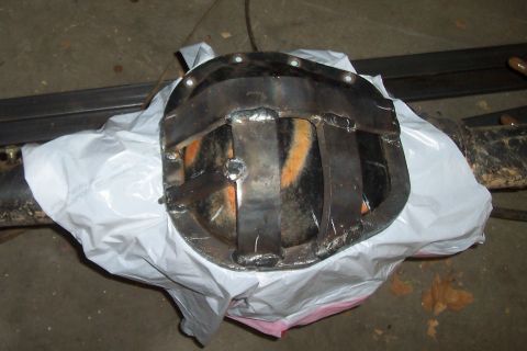 1994 Ford F-150 - Welded reinforcement added to a differential cover, likely for off-road use.