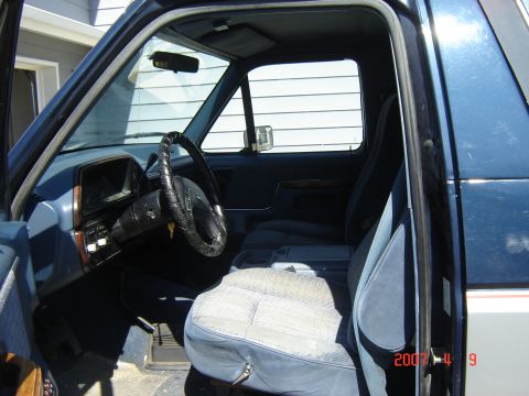 1988 Ford Bronco - Ignore the dice replacements for the wiper and lights...not my idea and they'll be coming off soon enough
