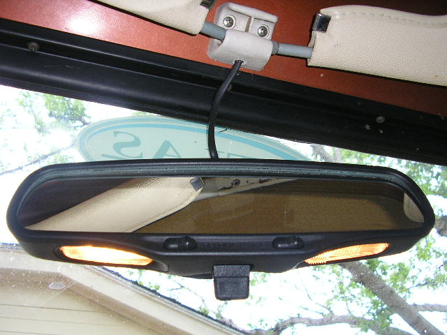 Interior rearview mirror with illuminated map lights