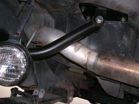 1985 Ford Bronco - rt middle tie in...with rock light reattached.