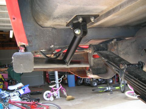1985 Ford Bronco - rt rear tie in...from cage to bumper.