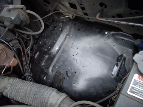 1986 Ford Bronco - New (used, but mint) wheelhouse installed and ready for the full weight of that toolbox again. Don't worry. As flat as the original wheelho…