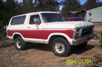 1979 Ford F-150 - This two-tone Ford Bronco is shown from the front three-quarter view.