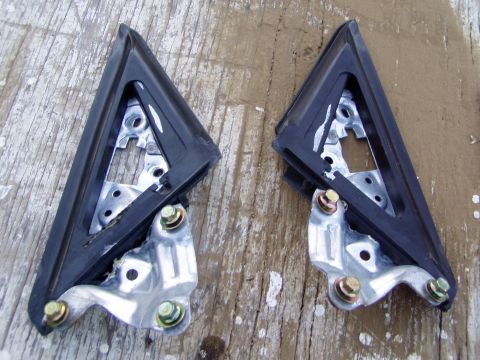 1993 Ford Probe - SIde mirror brackets