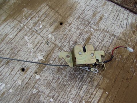 1993 Ford Probe - Rear Hatch latch/lock
