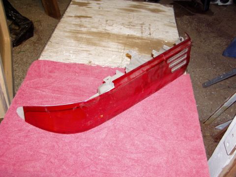 1993 Ford Probe - chipped drivers side tail