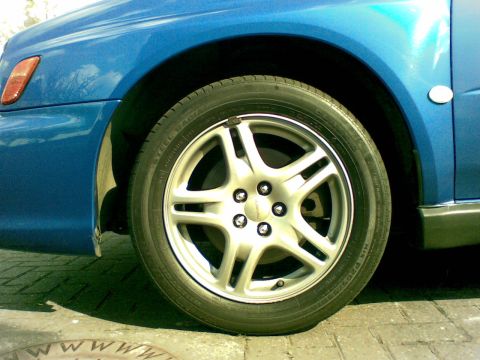 2002 Subaru Impreza photo