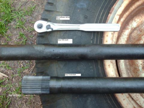 1990 Ford F-150 - Close-up of drive shafts and a ratchet, with a date stamp of 04/19/2007.