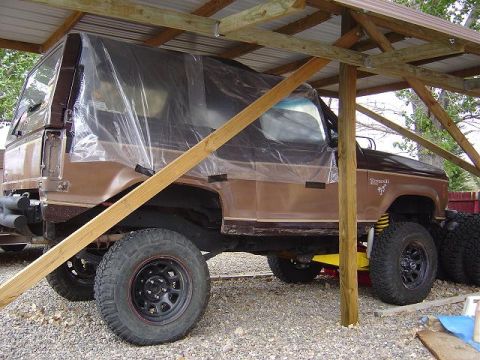 1986 Ford Bronco II “Clyde”