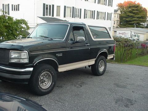 1993 Ford Bronco - tinted rear windows