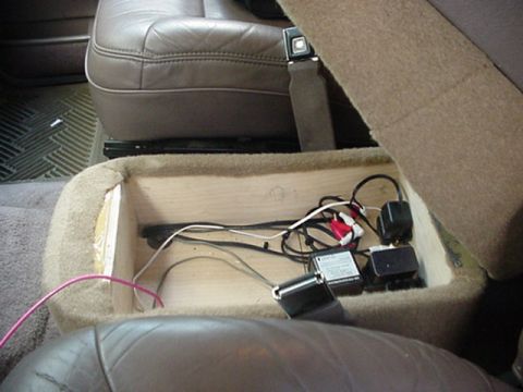 1993 Ford Bronco - the 5" of height created some space