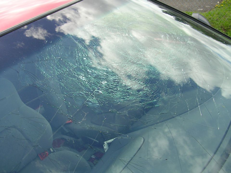 Broken windshield.  Definately wouldn't be able to drive with that.