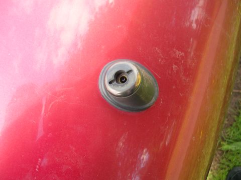 1996 Ford Probe - Antenna is missing