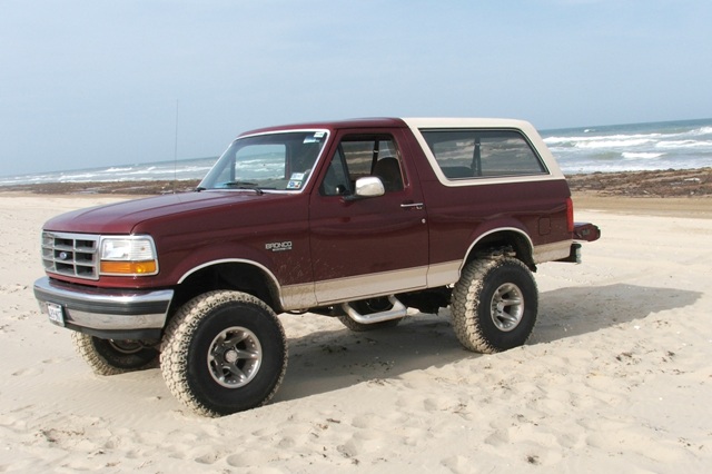 1992 Ford Bronco “Moneypit”