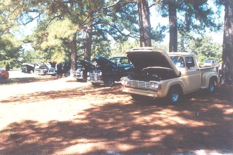 2002 Ford Crown Victoria photo