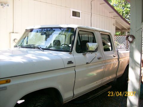 1978 Ford F-250 - This 1978 Ford F-250 crew cab pickup truck is seen from a 3/4 front angle.