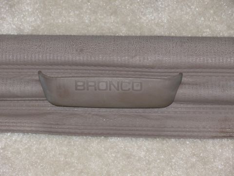 1983 Ford Bronco - Middle, assembled
