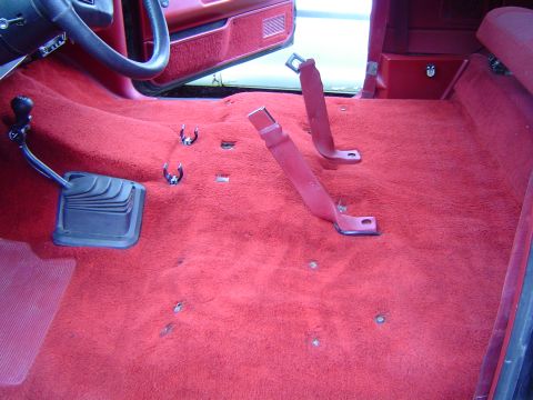 1989 Ford Bronco - Carpet all cleaned up