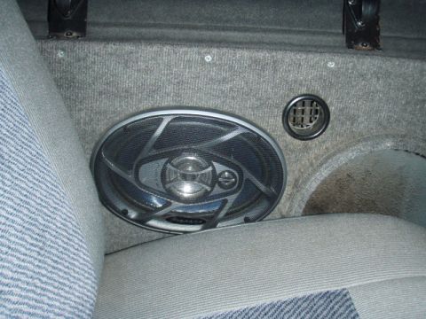1995 Ford F-150 - REAR SPEAKER 6x9 TS 200 WATTS PIONNER