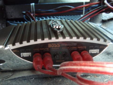 1995 Ford F-150 - AMPLIFIER BOSS CHAOS C350 400W 4CH IN ORDER TO MOVE THE FRONT AND BACK LOUDSPEAKERS