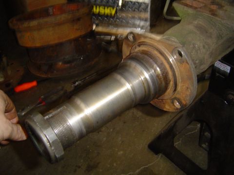 1978 Ford Bronco - This is a close-up of a Dana 70 FF axle housing, not a 1978 Ford Bronco.