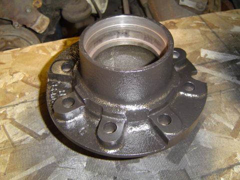1978 Ford Bronco - A Dana 70 FF hub assembly is shown, with visible text cast into its side.