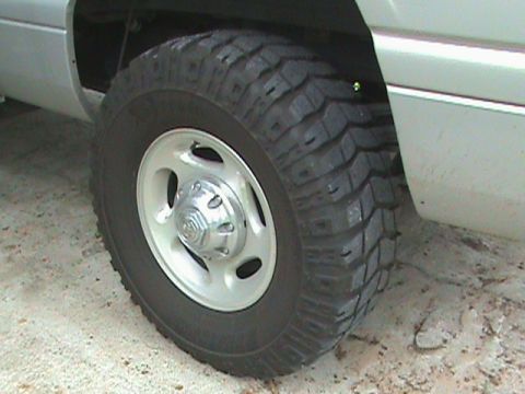 2001 Dodge 2500 photo