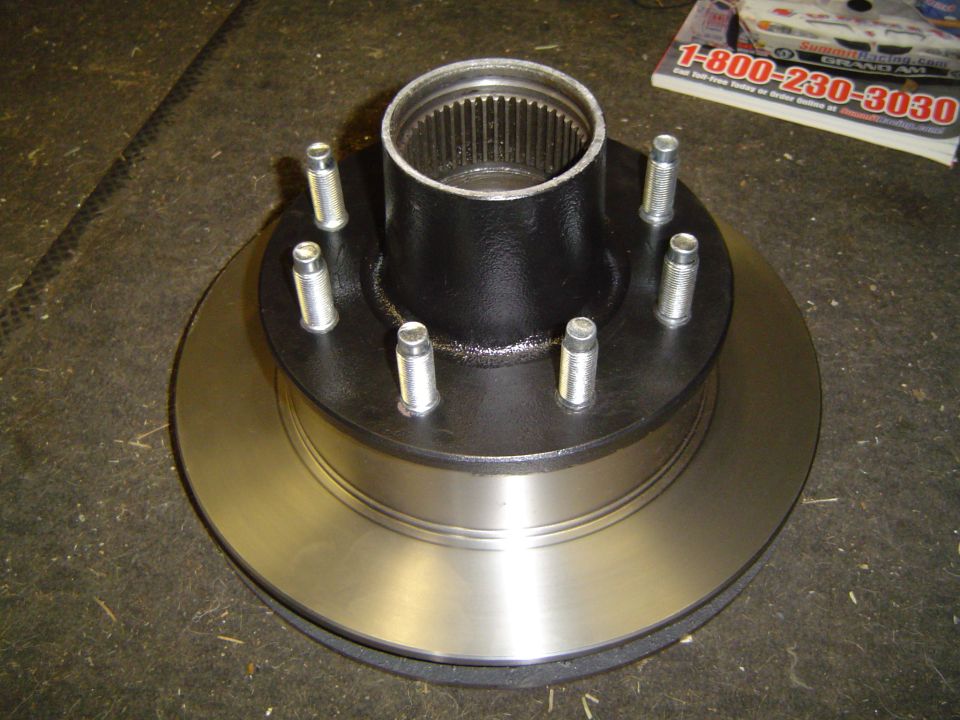 Front hub/rotor assembeld with 9/16 studs