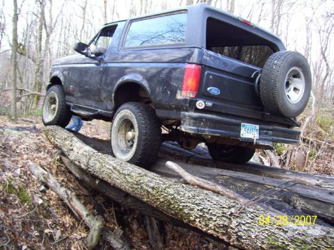 1995 Ford Bronco photo