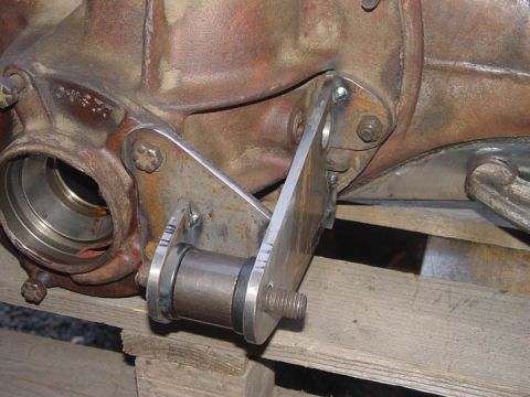 1979 Ford Bronco - Custom traction bar mount fabricated and attached to a differential housing.
