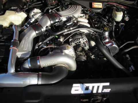 1992 Ford Crown Victoria - Custom engine bay features a Paxton supercharger and Vortech intake piping, suggesting performance modifications.
