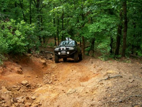 1993 Ford Bronco - Harold (Interex) going up right-side hill climb on J.P.'s Expwy