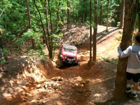 1993 Ford Bronco - Billy's Rubi Red on Fun-Country hill climb