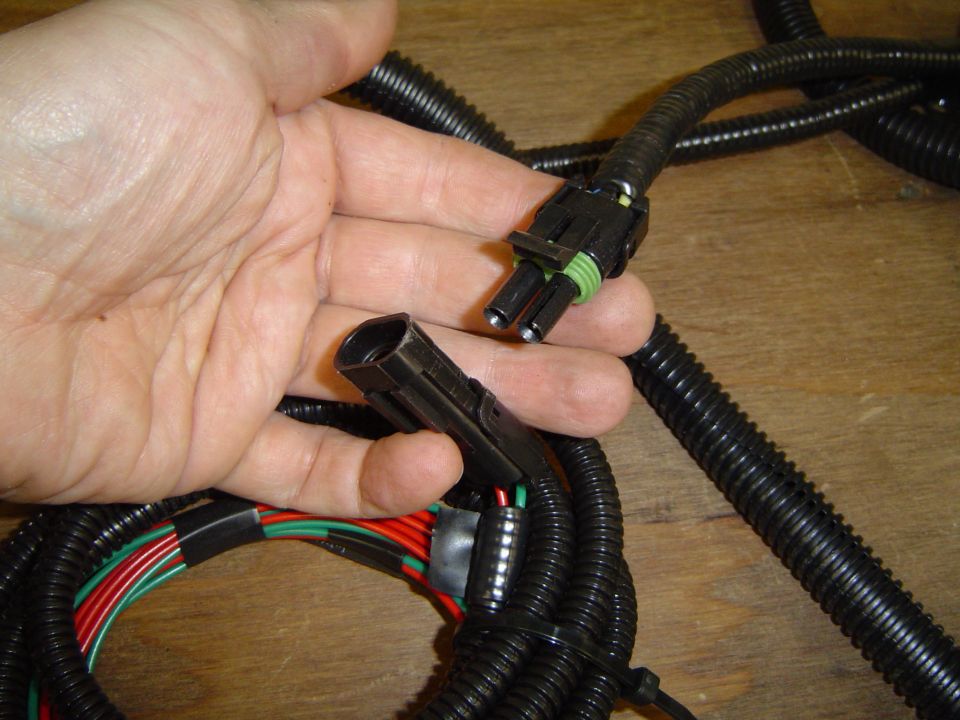 Plug for LED idiot light