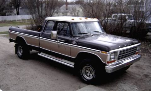 1979 Ford Bronco - This Ford F-Series pickup truck appears to be from the late 1970s, not a 1979 Ford Bronco.