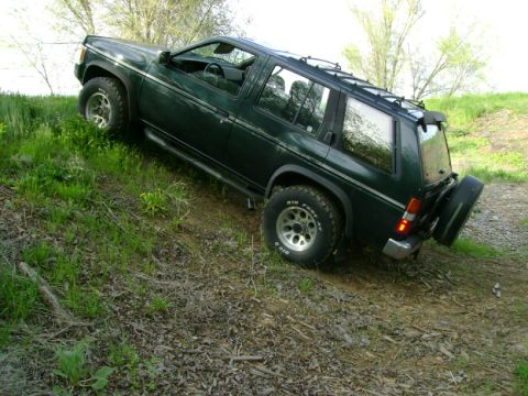 1993 Nissan Pathfinder “the daily”